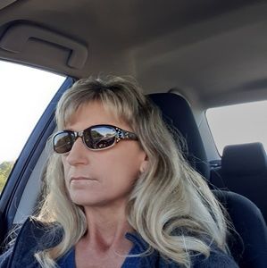 Meet your Posher, Rhonda